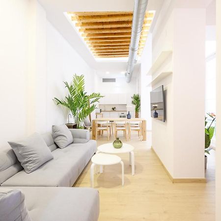 Modern 3 Bedroom, City Center With Patio & High Ceilings By 10Tosea 马拉加 外观 照片