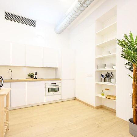 Modern 3 Bedroom, City Center With Patio & High Ceilings By 10Tosea 马拉加 外观 照片