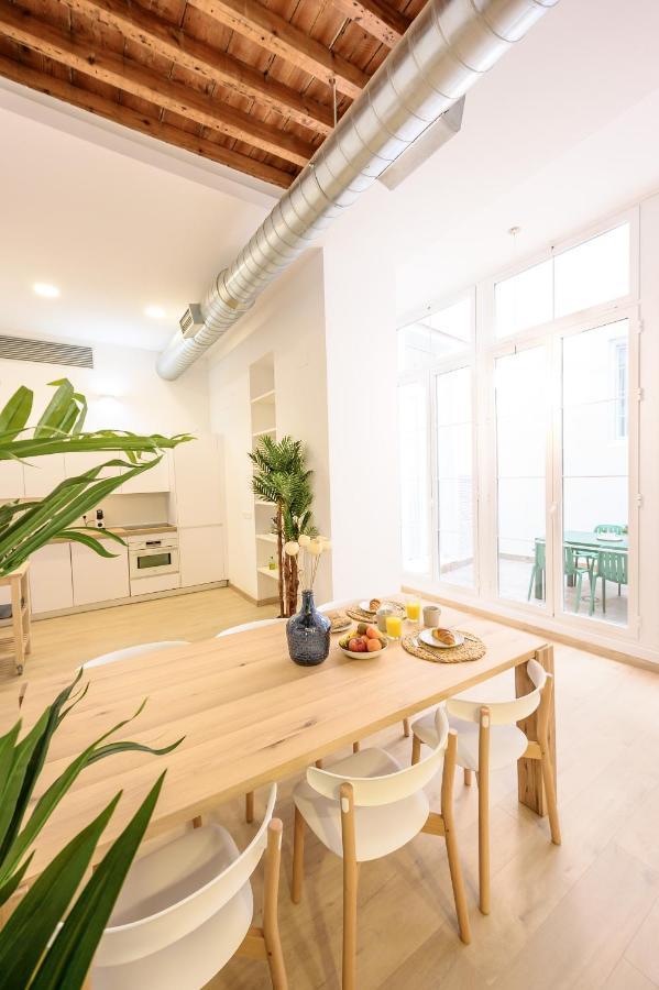 Modern 3 Bedroom, City Center With Patio & High Ceilings By 10Tosea 马拉加 外观 照片