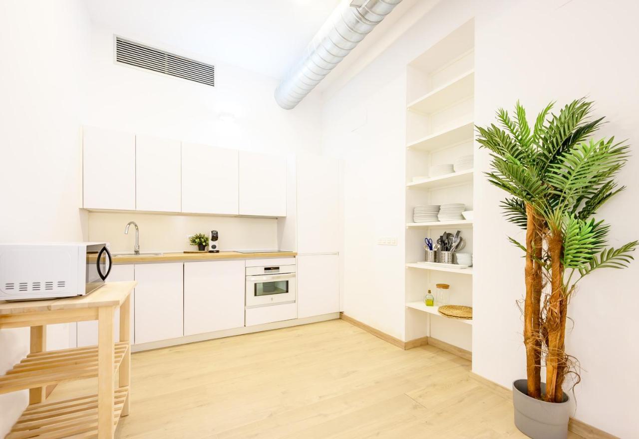 Modern 3 Bedroom, City Center With Patio & High Ceilings By 10Tosea 马拉加 外观 照片